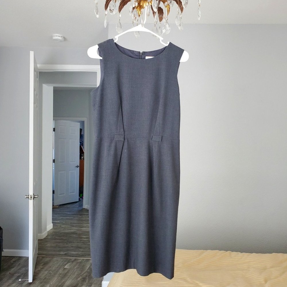 Calvin Klein Sleveless Dress - Size 4